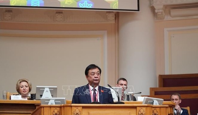Vietnam pushes inter-parliamentary cooperation at Russian ecological congress